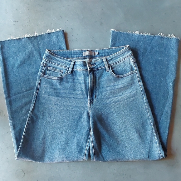 Just USA Light Blue Flare Jeans raw hem high waist stretch jeans - Picture 2 of 7